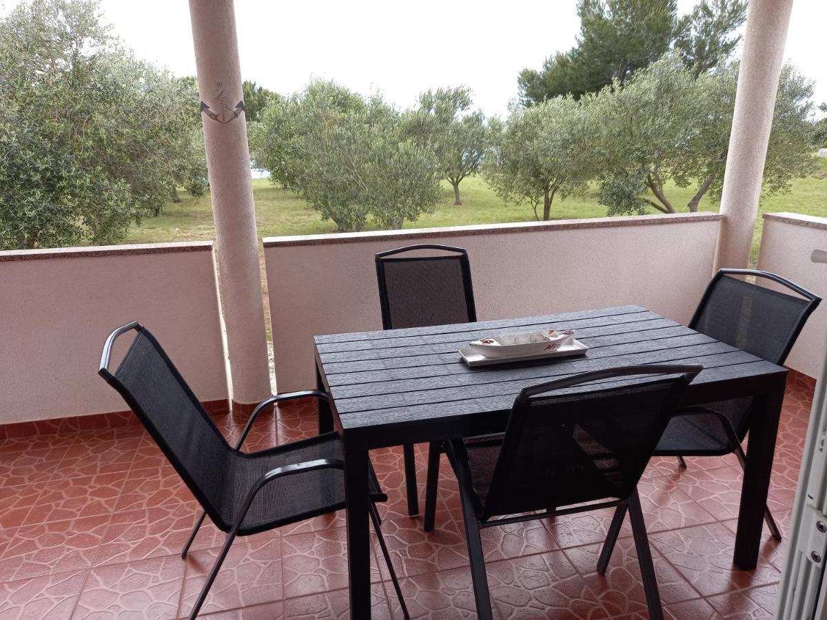 Vacation Home Katarina Nin Kültér fotó
